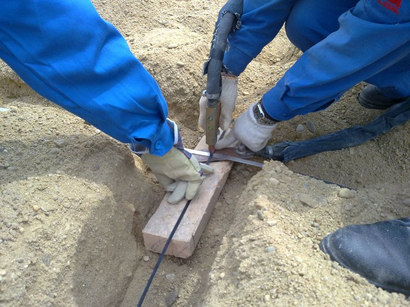 2011052717042710 2011052717042710